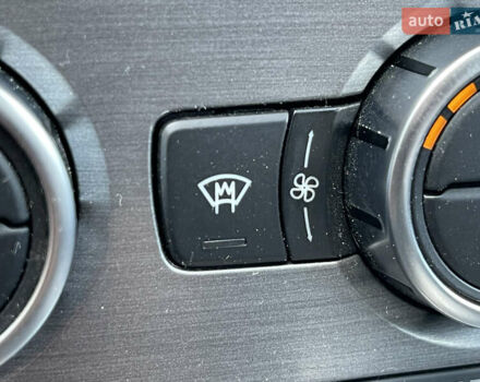 Черный Фольксваген Пассат, объемом двигателя 1.4 л и пробегом 260 тыс. км за 10900 $, фото 50 на Automoto.ua