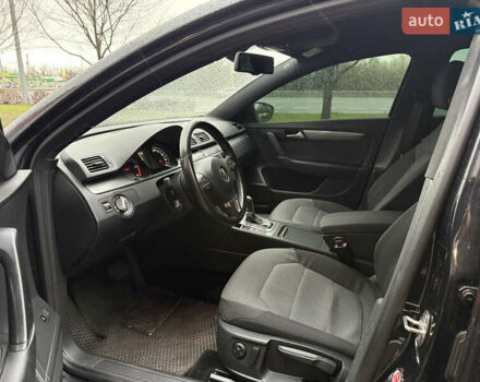 Черный Фольксваген Пассат, объемом двигателя 1.97 л и пробегом 365 тыс. км за 11200 $, фото 13 на Automoto.ua