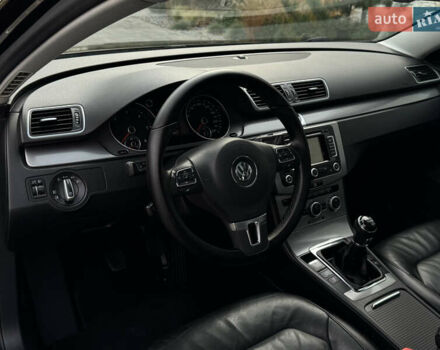 Чорний Фольксваген Пассат, об'ємом двигуна 2 л та пробігом 193 тис. км за 13500 $, фото 10 на Automoto.ua