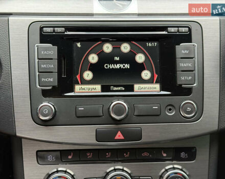 Черный Фольксваген Пассат, объемом двигателя 2 л и пробегом 365 тыс. км за 11300 $, фото 23 на Automoto.ua