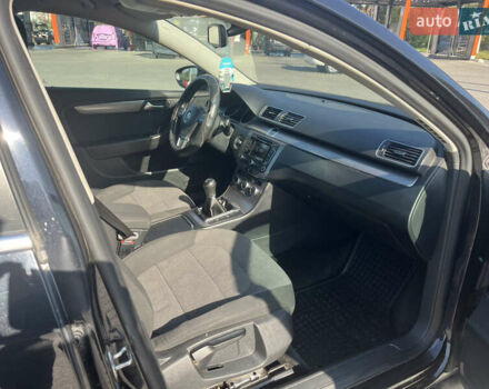 Черный Фольксваген Пассат, объемом двигателя 1.6 л и пробегом 236 тыс. км за 11700 $, фото 23 на Automoto.ua