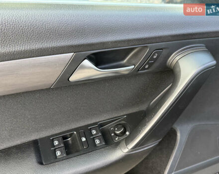 Черный Фольксваген Пассат, объемом двигателя 1.6 л и пробегом 230 тыс. км за 11500 $, фото 44 на Automoto.ua