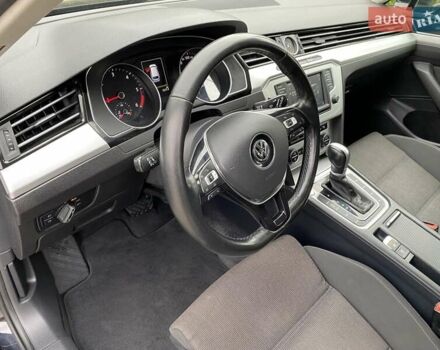 Черный Фольксваген Пассат, объемом двигателя 2 л и пробегом 270 тыс. км за 14600 $, фото 23 на Automoto.ua