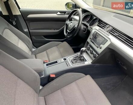 Черный Фольксваген Пассат, объемом двигателя 2 л и пробегом 270 тыс. км за 14600 $, фото 34 на Automoto.ua