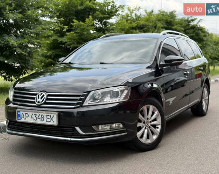 Чорний Фольксваген Пассат, об'ємом двигуна 2 л та пробігом 365 тис. км за 10999 $, фото 4 на Automoto.ua