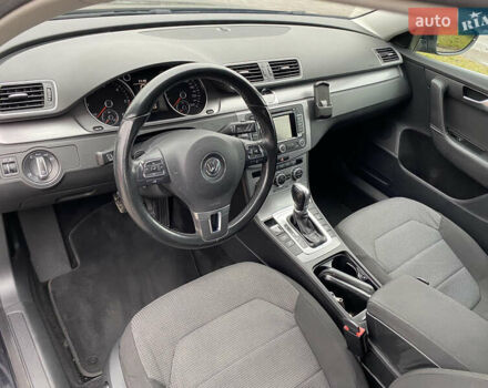 Черный Фольксваген Пассат, объемом двигателя 2 л и пробегом 232 тыс. км за 11500 $, фото 61 на Automoto.ua