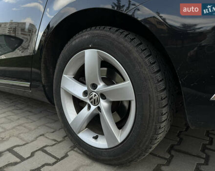 Черный Фольксваген Пассат, объемом двигателя 2 л и пробегом 340 тыс. км за 10800 $, фото 1 на Automoto.ua