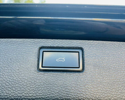 Чорний Фольксваген Пассат, об'ємом двигуна 2 л та пробігом 280 тис. км за 12700 $, фото 19 на Automoto.ua