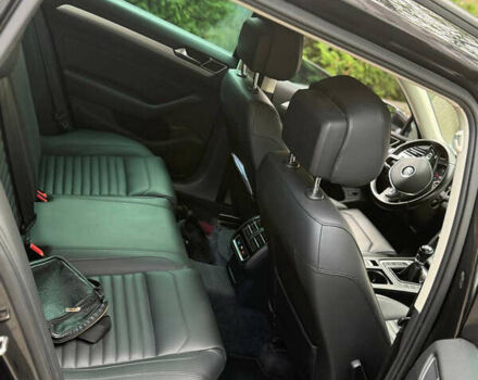 Чорний Фольксваген Пассат, об'ємом двигуна 1.97 л та пробігом 290 тис. км за 12500 $, фото 8 на Automoto.ua