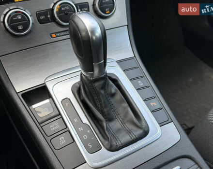 Черный Фольксваген Пассат, объемом двигателя 1.6 л и пробегом 230 тыс. км за 11500 $, фото 51 на Automoto.ua