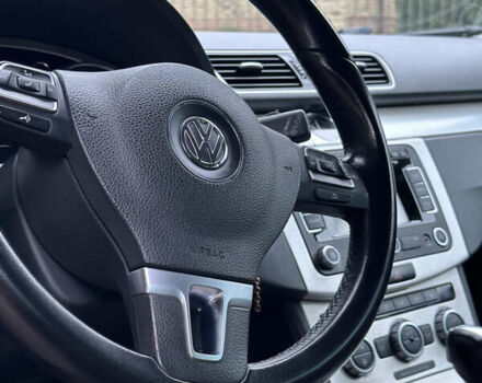 Чорний Фольксваген Пассат, об'ємом двигуна 2 л та пробігом 223 тис. км за 13990 $, фото 49 на Automoto.ua