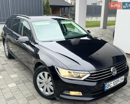 Черный Фольксваген Пассат, объемом двигателя 1.6 л и пробегом 256 тыс. км за 11900 $, фото 5 на Automoto.ua