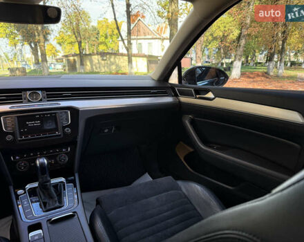 Черный Фольксваген Пассат, объемом двигателя 2 л и пробегом 261 тыс. км за 15300 $, фото 28 на Automoto.ua