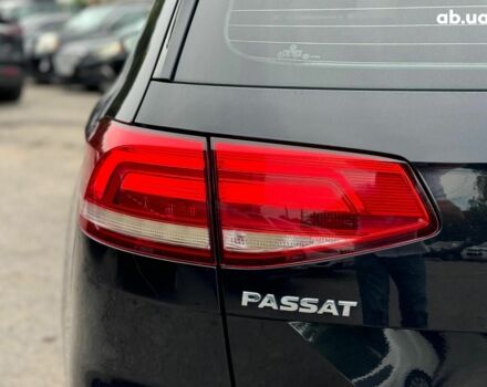 Черный Фольксваген Пассат, объемом двигателя 2 л и пробегом 243 тыс. км за 16490 $, фото 9 на Automoto.ua