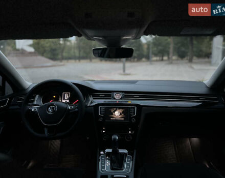 Черный Фольксваген Пассат, объемом двигателя 1.97 л и пробегом 185 тыс. км за 14499 $, фото 8 на Automoto.ua