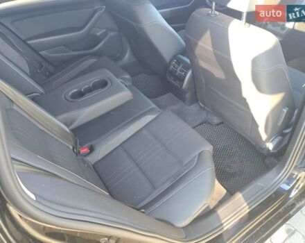 Фольксваген Пассат 2015 в Киеве на Automoto.ua Черный Фольксваген Пассат, объемом двигателя 1.97 л и пробегом 292 тыс. км за 13500 $, фото 2 на Automoto.ua