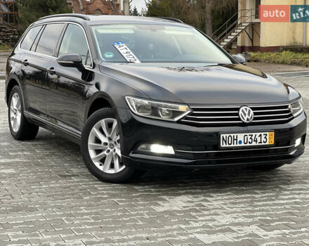 Чорний Фольксваген Пассат, об'ємом двигуна 1.6 л та пробігом 265 тис. км за 11350 $, фото 12 на Automoto.ua