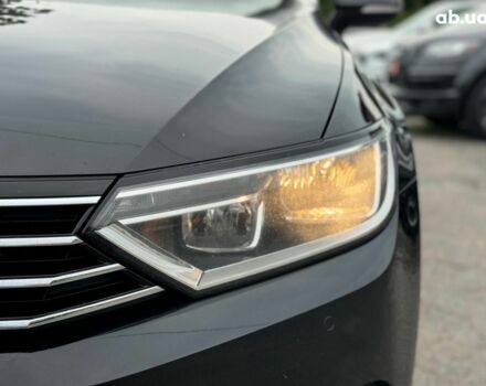 Черный Фольксваген Пассат, объемом двигателя 2 л и пробегом 243 тыс. км за 16490 $, фото 3 на Automoto.ua