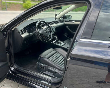 Черный Фольксваген Пассат, объемом двигателя 1.6 л и пробегом 348 тыс. км за 16550 $, фото 30 на Automoto.ua