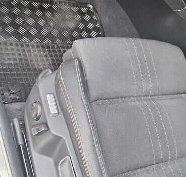 Черный Фольксваген Пассат, объемом двигателя 1.97 л и пробегом 250 тыс. км за 20000 $, фото 24 на Automoto.ua