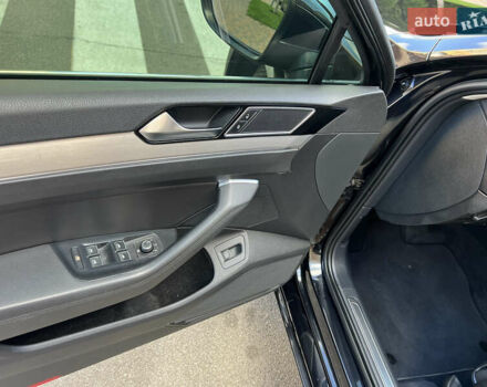 Чорний Фольксваген Пассат, об'ємом двигуна 2 л та пробігом 313 тис. км за 14600 $, фото 20 на Automoto.ua