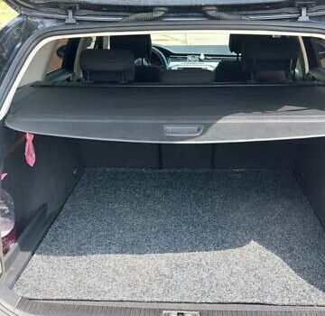 Черный Фольксваген Пассат, объемом двигателя 1.97 л и пробегом 348 тыс. км за 12700 $, фото 9 на Automoto.ua