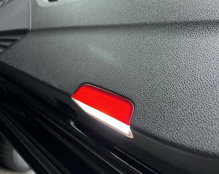 Черный Фольксваген Пассат, объемом двигателя 1.6 л и пробегом 325 тыс. км за 12600 $, фото 60 на Automoto.ua