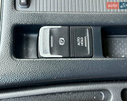 Чорний Фольксваген Пассат, об'ємом двигуна 2 л та пробігом 267 тис. км за 14390 $, фото 20 на Automoto.ua