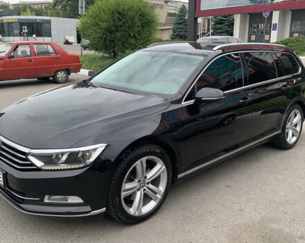 Черный Фольксваген Пассат, объемом двигателя 1.97 л и пробегом 320 тыс. км за 14000 $, фото 1 на Automoto.ua