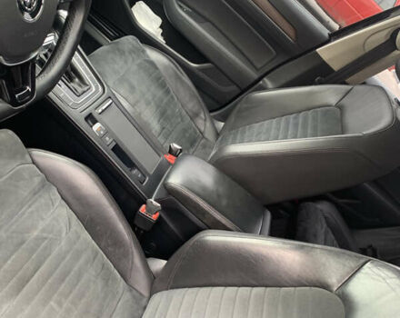 Черный Фольксваген Пассат, объемом двигателя 1.97 л и пробегом 320 тыс. км за 14000 $, фото 9 на Automoto.ua