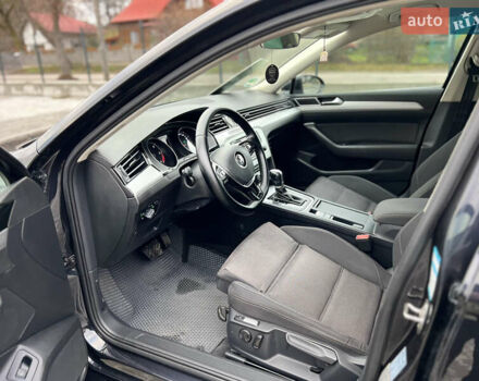 Чорний Фольксваген Пассат, об'ємом двигуна 1.6 л та пробігом 265 тис. км за 11350 $, фото 27 на Automoto.ua