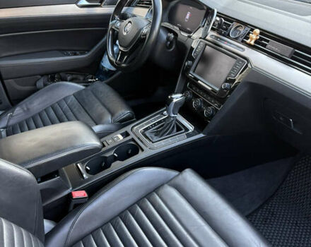 Черный Фольксваген Пассат, объемом двигателя 1.6 л и пробегом 348 тыс. км за 16550 $, фото 3 на Automoto.ua