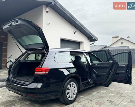 Черный Фольксваген Пассат, объемом двигателя 1.6 л и пробегом 256 тыс. км за 11900 $, фото 41 на Automoto.ua