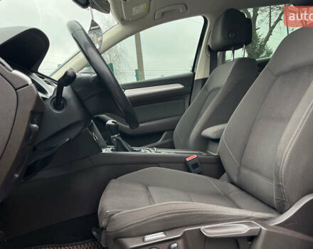 Черный Фольксваген Пассат, объемом двигателя 1.97 л и пробегом 272 тыс. км за 11600 $, фото 8 на Automoto.ua