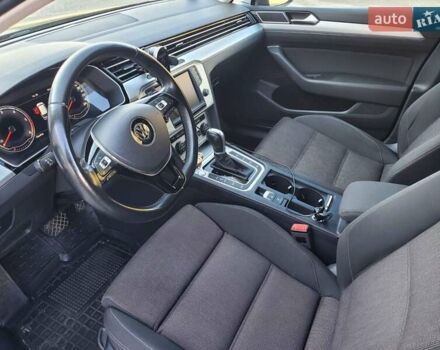 Черный Фольксваген Пассат, объемом двигателя 1.97 л и пробегом 260 тыс. км за 15800 $, фото 20 на Automoto.ua