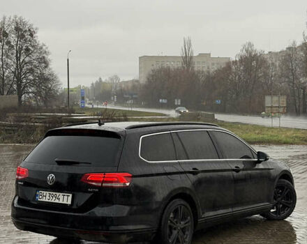 Черный Фольксваген Пассат, объемом двигателя 1.97 л и пробегом 295 тыс. км за 14000 $, фото 2 на Automoto.ua