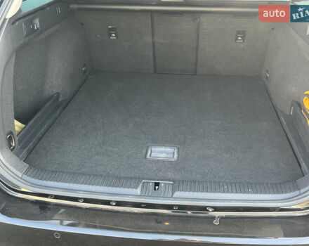 Черный Фольксваген Пассат, объемом двигателя 1.97 л и пробегом 287 тыс. км за 15500 $, фото 204 на Automoto.ua