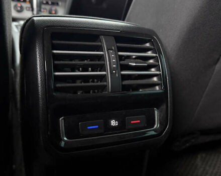 Черный Фольксваген Пассат, объемом двигателя 1.97 л и пробегом 295 тыс. км за 14000 $, фото 24 на Automoto.ua