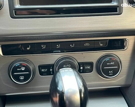 Черный Фольксваген Пассат, объемом двигателя 2 л и пробегом 267 тыс. км за 14390 $, фото 19 на Automoto.ua