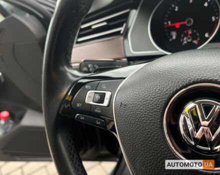 Чорний Фольксваген Пассат, об'ємом двигуна 2 л та пробігом 258 тис. км за 19600 $, фото 16 на Automoto.ua