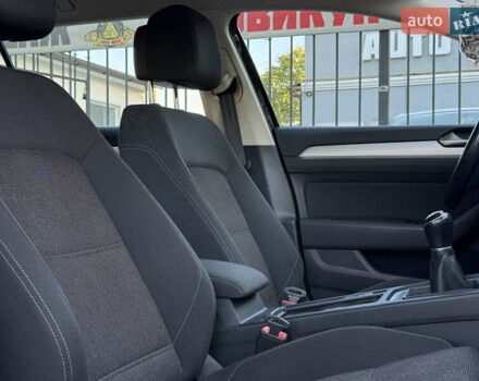 Черный Фольксваген Пассат, объемом двигателя 1.6 л и пробегом 217 тыс. км за 13999 $, фото 43 на Automoto.ua