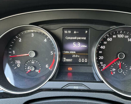 Черный Фольксваген Пассат, объемом двигателя 1.97 л и пробегом 287 тыс. км за 15500 $, фото 162 на Automoto.ua