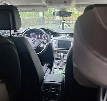 Черный Фольксваген Пассат, объемом двигателя 1.97 л и пробегом 250 тыс. км за 20000 $, фото 23 на Automoto.ua