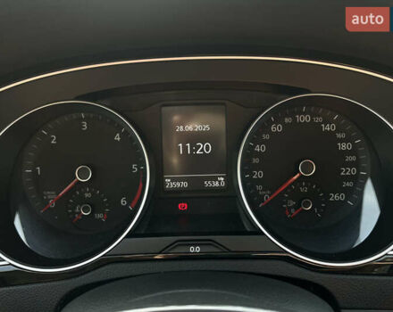 Черный Фольксваген Пассат, объемом двигателя 1.6 л и пробегом 234 тыс. км за 13600 $, фото 23 на Automoto.ua