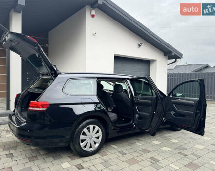 Черный Фольксваген Пассат, объемом двигателя 1.6 л и пробегом 256 тыс. км за 11900 $, фото 42 на Automoto.ua