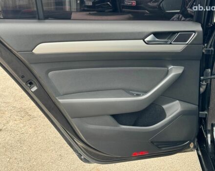 Черный Фольксваген Пассат, объемом двигателя 2 л и пробегом 243 тыс. км за 16490 $, фото 19 на Automoto.ua