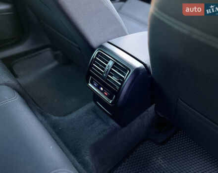 Черный Фольксваген Пассат, объемом двигателя 1.6 л и пробегом 264 тыс. км за 11399 $, фото 34 на Automoto.ua