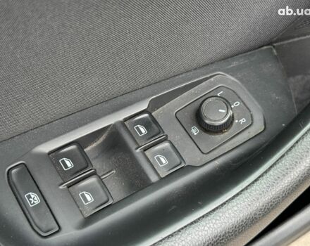 Черный Фольксваген Пассат, объемом двигателя 2 л и пробегом 243 тыс. км за 16490 $, фото 15 на Automoto.ua