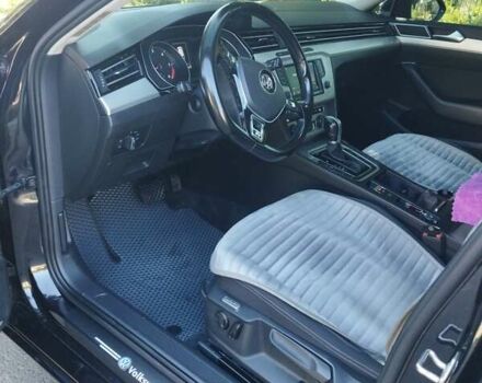 Черный Фольксваген Пассат, объемом двигателя 1.97 л и пробегом 258 тыс. км за 16700 $, фото 5 на Automoto.ua