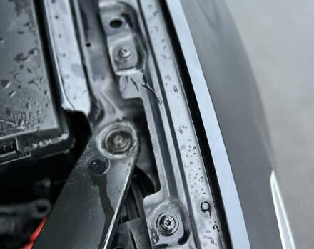 Черный Фольксваген Пассат, объемом двигателя 1.6 л и пробегом 325 тыс. км за 12600 $, фото 66 на Automoto.ua